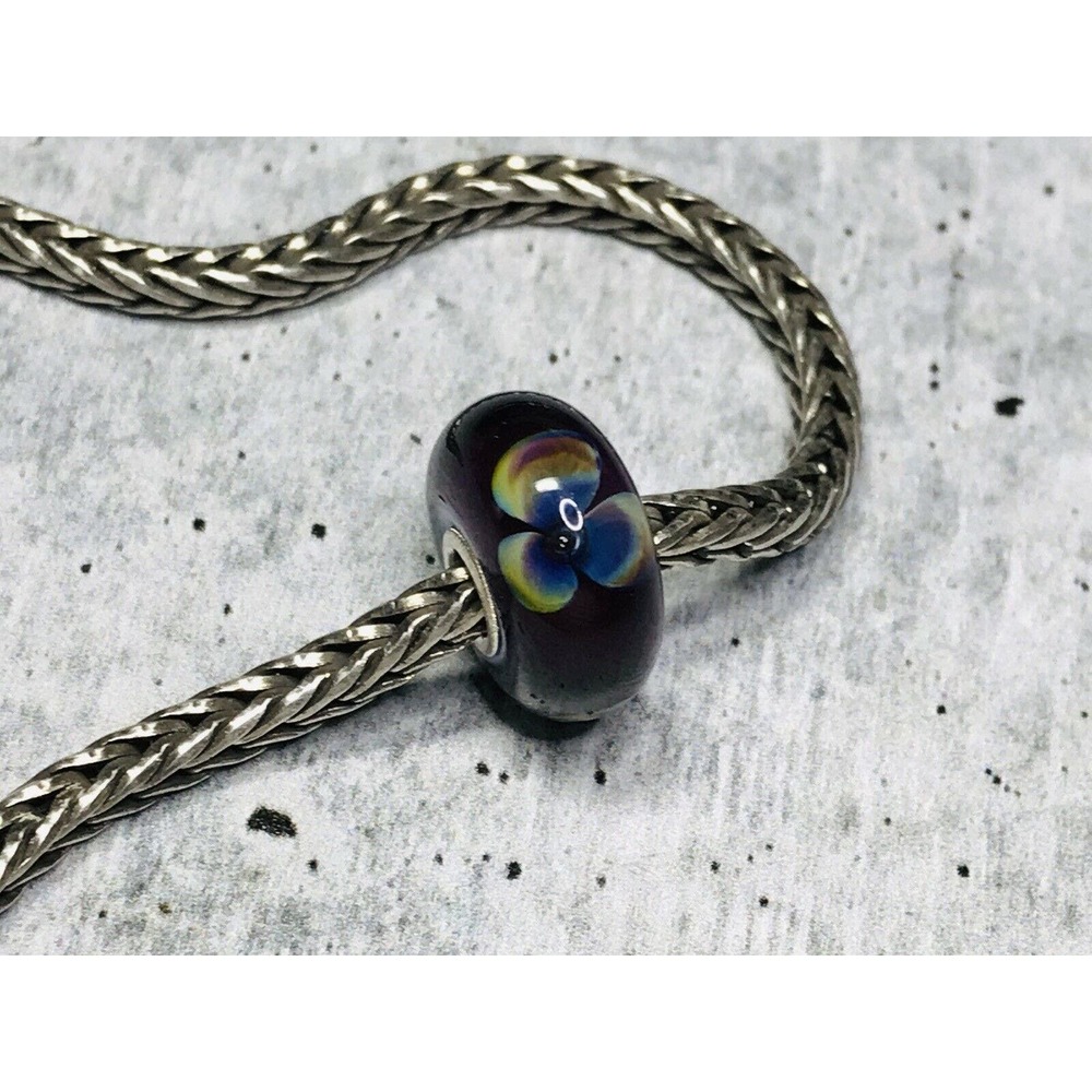 Trollbeads Glass Troll Bead ~ VIOLET FLOWER ~ Retired 2018